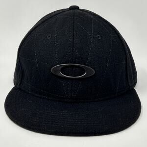 Oakley California High Snap Hat Baseball Cap Quilted Wool Blend Snapback Black